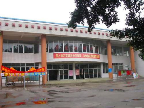 兒童綜合素質評測係統一套多少錢安裝在廣西科技師範大學一台