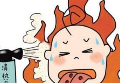 孩子吃零食過多引起內熱危害多 孩子吃零食過多引起內熱危害多